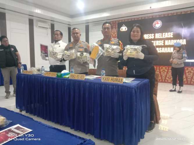 Dari Malaysia menuju Lampung Satres Narkoba Polres Asahan Amankan Kurir Pembawa  8 Kg Sabu