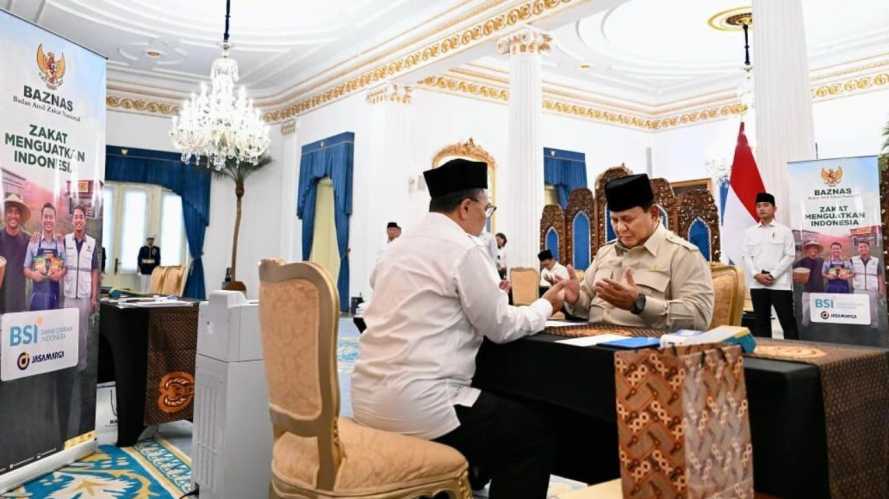 Presiden Prabowo dan Kabinet Merah Putih Serahkan Zakat di Istana Negara