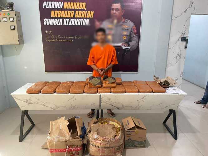 Polres Batu Bara Ungkap Kasus Narkotika Jenis Daun Ganja Kering dengan Barang Bukti 25.100 Gram