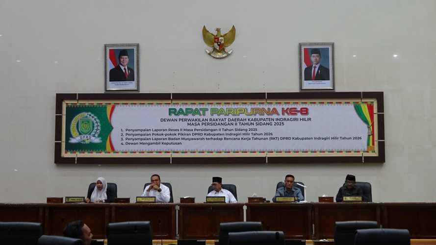 Galeri Rapat Paripurna ke-8 Dewan Perwakilan Rakyat Daerah (DPRD) Kabupaten Indragiri Hilir Masa Persidangan II Tahun Sidang 2025