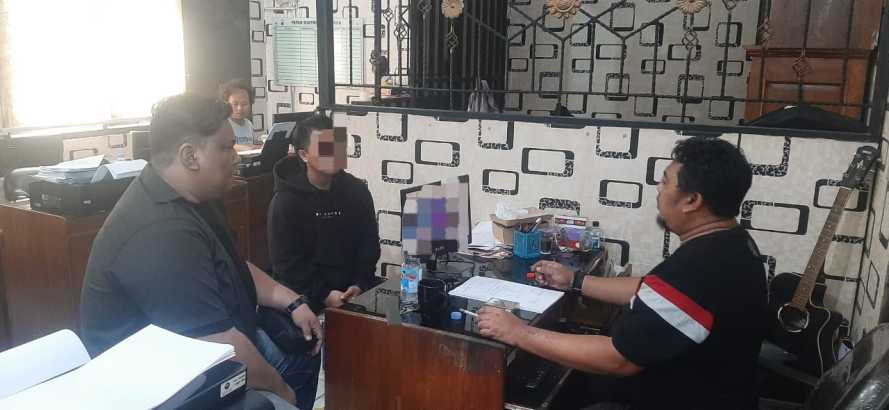 Satresnarkoba Polresta Cilacap Bekuk Pengguna Sabu, Barang Bukti Dibeli Lewat Aplikasi Hijau