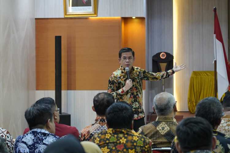 Kepala Biro Humas dan Protokol Kementerian ATR/BPN Tekankan Pentingnya Komunikasi Publik dalam Pengelolaan Pengaduan