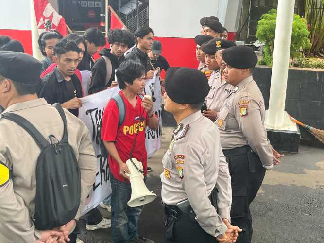 GMNI Jaksel Gelar Aksi di KPK, Soroti Dugaan Korupsi Kuota Haji 2023–2024 dan Desak Usut Keterlibatan Jokowi