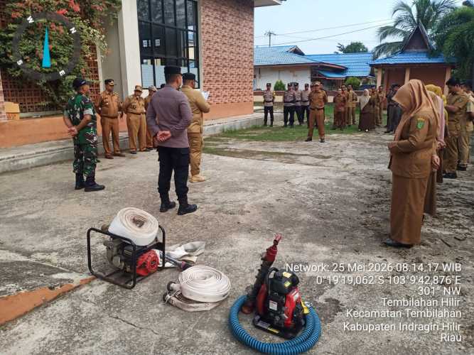 Danramil 01/Tembilahan Dampingi Camat Gelar Apel Kesiapsiagaan Karhutla, Perkuat Sinergi Cegah Kebakaran Lahan dan Pemukiman