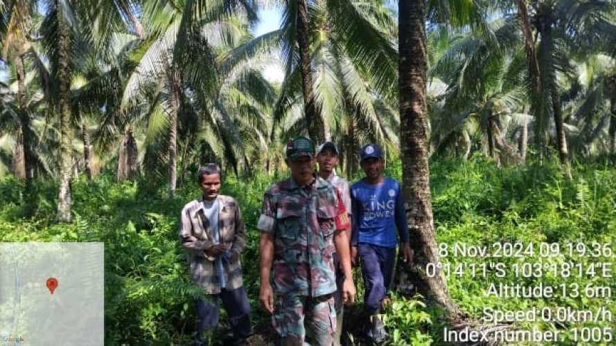 Sertu Januar Effendi Patroli Karhutlah Cari Potensi Titik Api