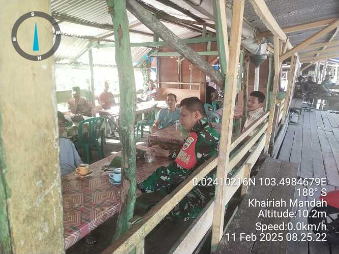 Babinsa Himbau Warga Jaga Kelistrikan Ketika Bepergian