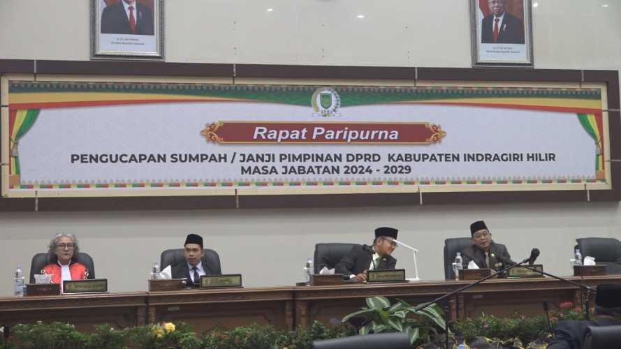 Galeri Pelantikan Pimpinan Baru DPRD Inhil