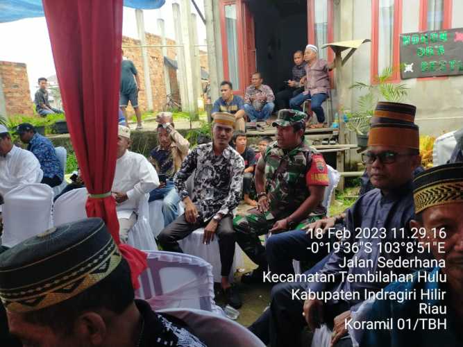 Sertu Haris Mony Rayakan Isra' Mi'raj  Bersama Warga