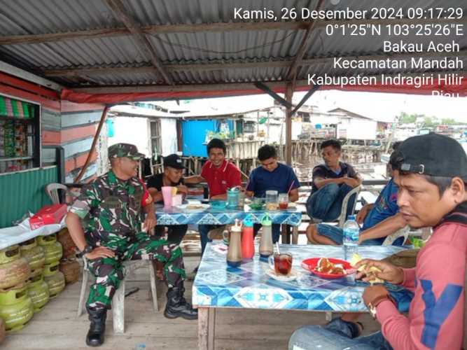 Babinsa Tingkatkan Sambang Warga Jelang Pergantian Tahun