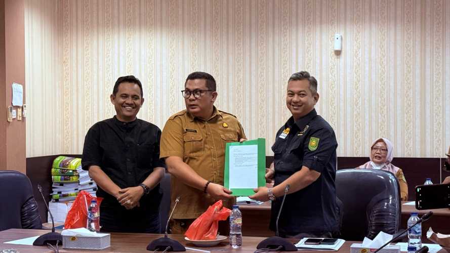 DPRD Inhil dan Pemda Bahas Darurat Sampah Tembilahan, Sepakati Langkah Strategis