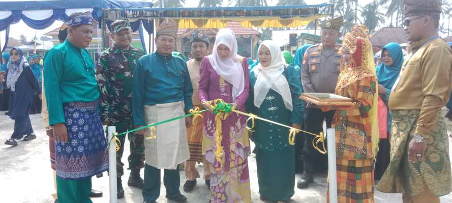 Wakil Bupati Inhil Resmi Membuka Stand Bazar MTQ Ke-XV Kecamatan Pulau Burung