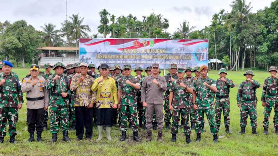Personil Koramil 01/Tembilahan Hadiri  Penutupan TMMD Ke-123 Kodim Inhil