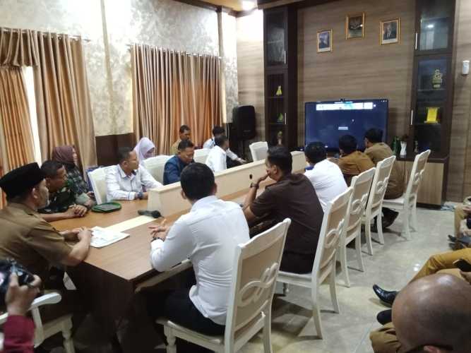 Rapat Koordinasi TPID Kabupaten Indragiri Hilir 2025,Serma Nuryadi Wakili Dandim 0314/Inhil dalam Upaya Pengendalian Inflasi