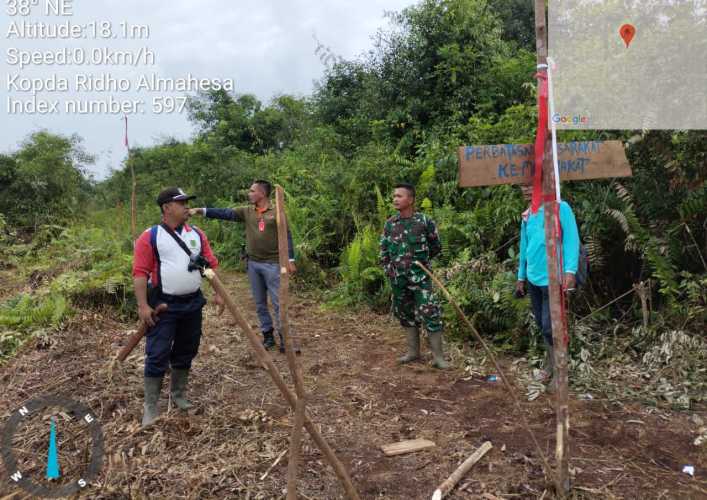 Kopda Ridho Patroli di Lahan Perbatasan