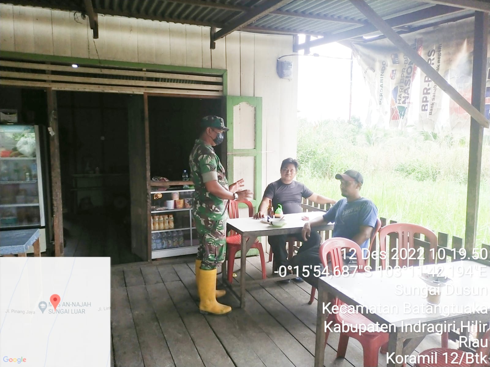 Babinsa Sungai Dusun Menyerap Berbagai Masukan Warga