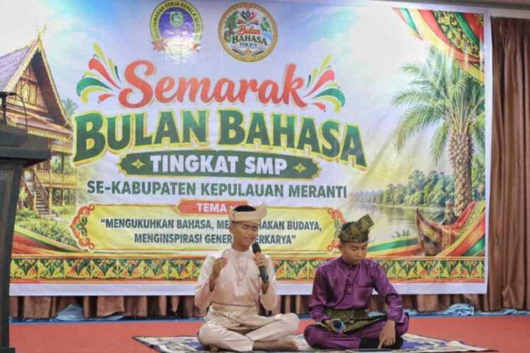 Ratusan Pelajar Meranti Ramaikan Semarak Bulan Bahasa di Selatpanjang