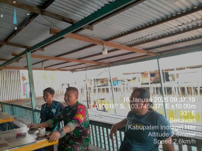 Babinsa Bekawan Gelar Komsos, Perkuat Keamanan dan Kedamaian