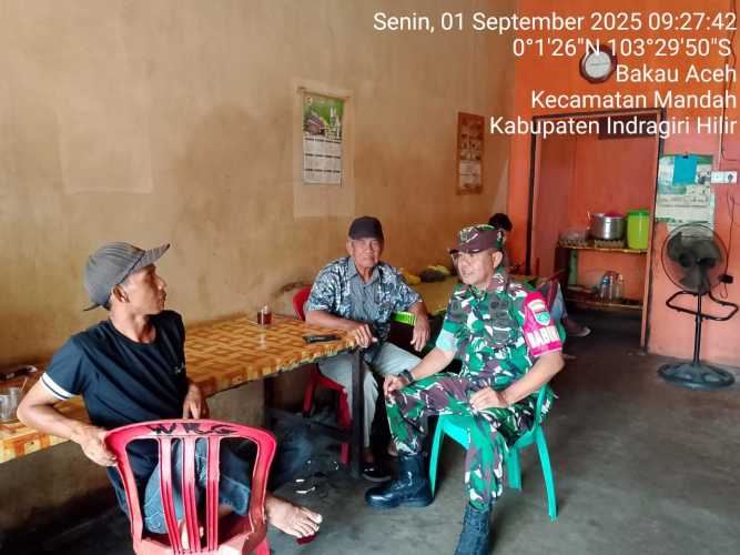 Babinsa Bakau Aceh Perkuat Sinergi dengan Warga Cegah Penyebaran Hoax