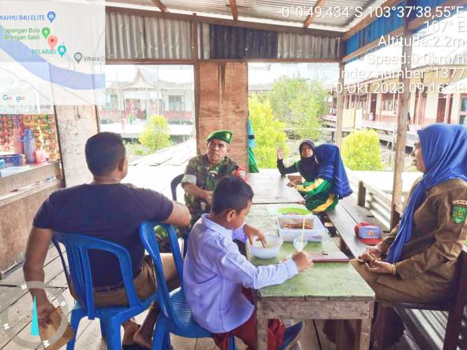 Babinsa Sosialisasikan Sarana  IT Ramah Anak