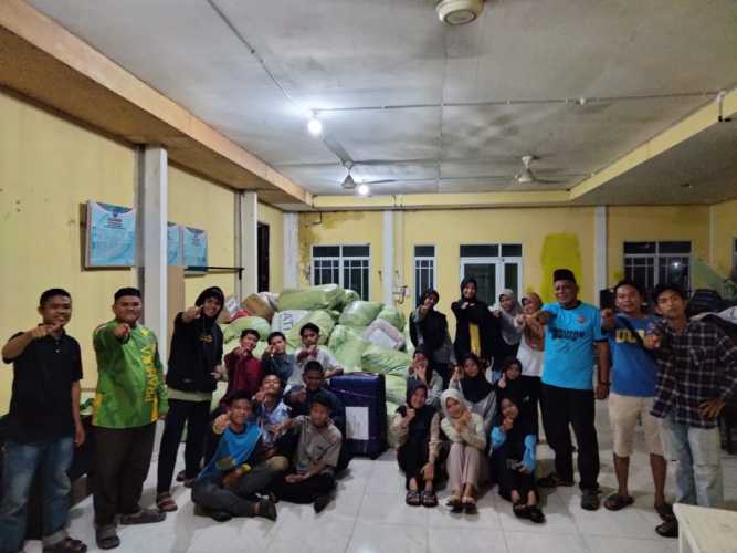 Solidaritas Masyarakat Pulau Burung untuk Korban Banjir Bandang Aceh, Sumbar, dan Sumut