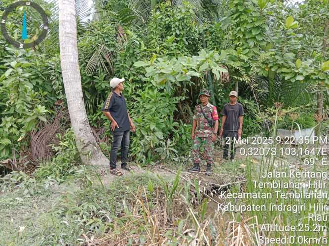 Babinsa Koramil 01/Tembilahan Pantau Wilayah Bebas Karhutla