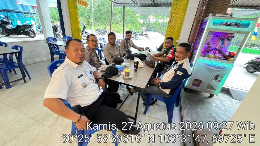 Babinsa Pulau Burung Laksanakan Koordinasi Faktual dengan Stakeholder dalam Penanganan Dampak Bencana Alam