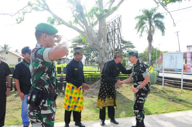 Kunjungi Prajurit di Pulau Terluar Danrem Sampaikan Pesan Panglima TNI dan KASAD