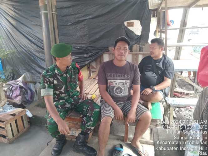 Sertu Deni Sutrisno Babinsa Koramil 01/Tembilahan Melaksanakan Sosialisasi Kepedulian Kamtibmas