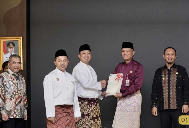 Rakor  Dengan Kepala  Daerah  Se-Riau, Menteri  Nusron Ingin Perkuat Kolaborasi dengan Pemda untuk Efektivitas Pengelolaan Pertanahan