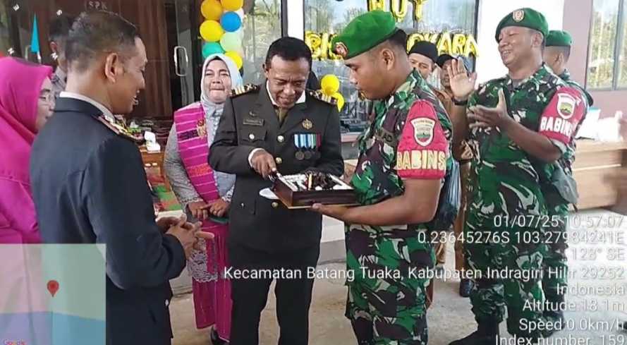 Danramil 12 Batang Tuaka Beri Ucapan Selamat HUT Bhayangkara ke-79