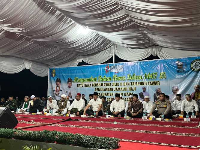 Batu Bara Bersholawat dan Tepung Tawar Jemaah Haji dalam Menyambut Tahun Baru Islam 1447 H
