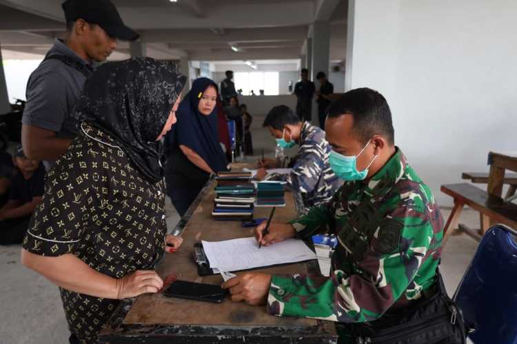 Tim Gabungan F1QRl Lanal Dumai dan Satgas Lantamal I, Gagalkan Pemberangkatan PMI Non Prosedural di Medang Kampai Dumai