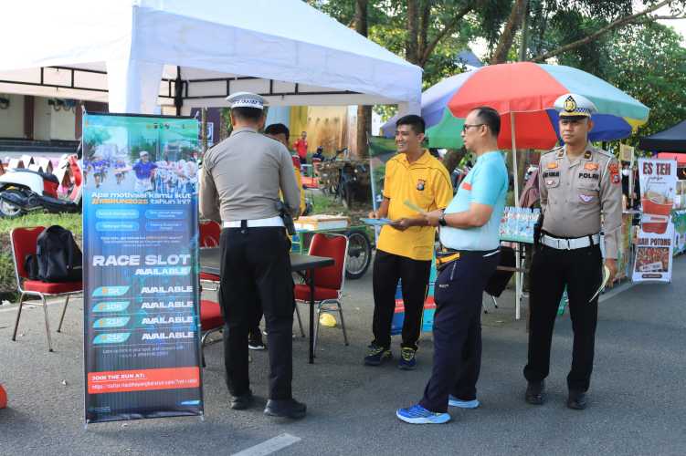 Sukseskan Riau Bhayangkara Run 2025, Polres Inhil Gelar Sosialisasi di Car Free Day Tembilahan