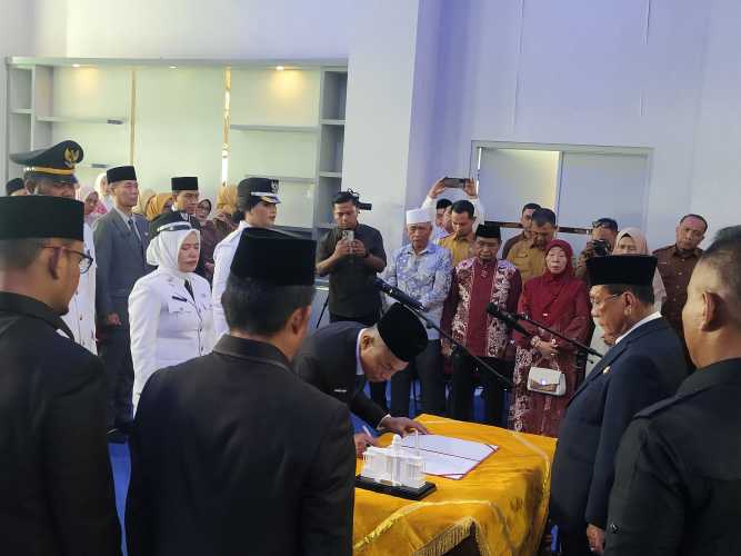 Bupati Rohil Lantik 41 Pejabat Baru, Jabatan Adalah Amanah Bukan Sekadar Kedudukan