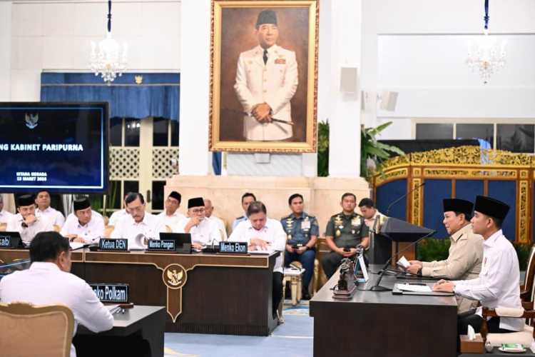 Terima Laporan Kondisi Ekonomi Nasional, Presiden Prabowo Pastikan Stabil di Tengah Dinamika Global