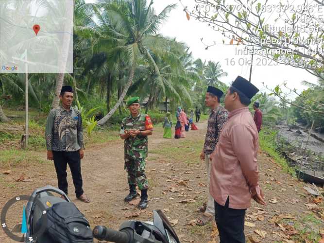 Babinsa komsos cegah perselisihan warga