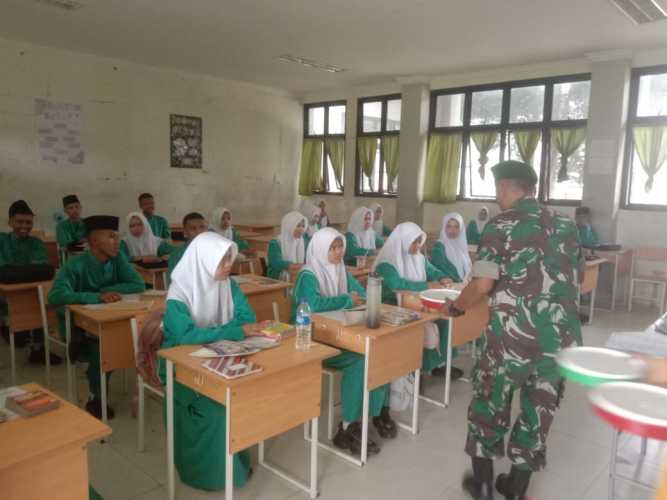 Serka Nuryadi Monitoring Program MBG di Kecamatan Tembilahan
