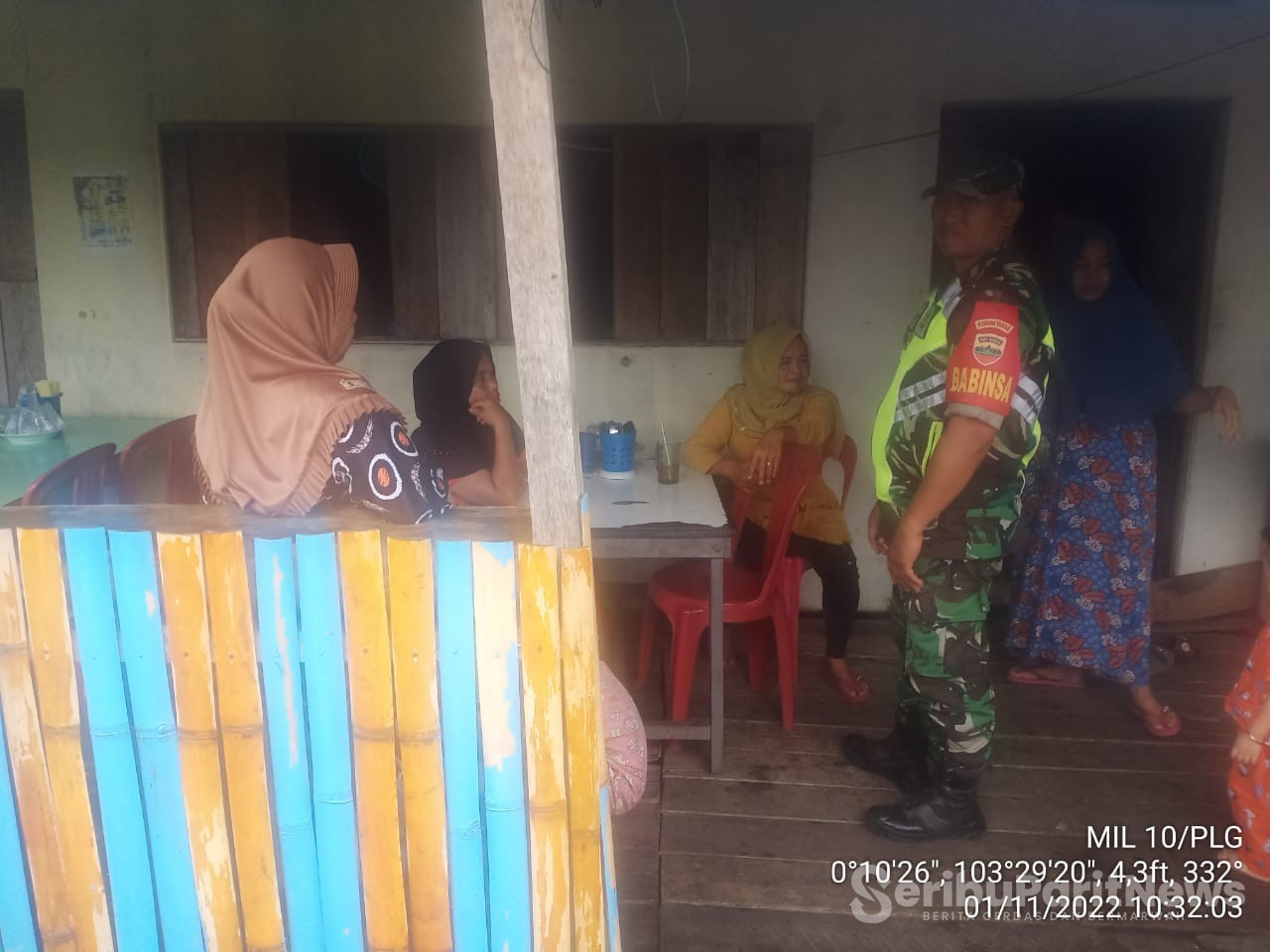 Koptu J.Manurung  Babinsa Koramil 10/Pelangiran Repleksikan Sosialisasi Terpadu