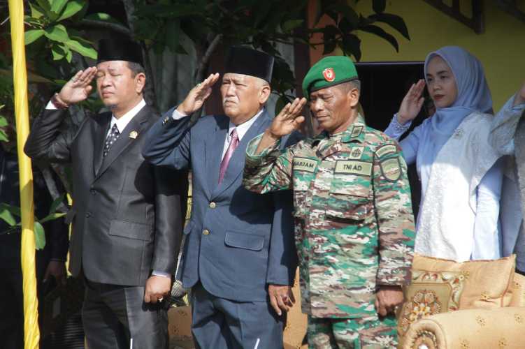 Danposramil 01/Tembilahan Ikuti Detik Detik Proklamasi di Tembilahan Hulu