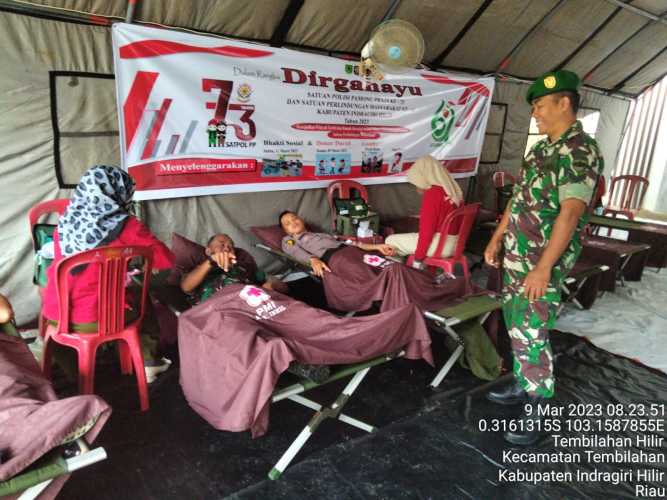 Anggota Koramil 01/Tembilahan Kirim Anggota Donor Darah Dalam Rangka Hut Satpol PP