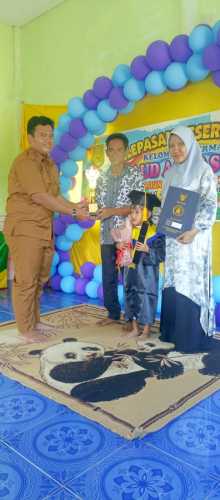 Wisuda Siswa Siswi PAUD Asy - Asyfa Desa Keramat Jaya