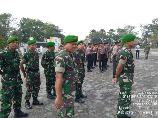 Dipimpin Serda Deni sutrisno Koramil 01 ikuti  hari jadi Riau Ke - 66