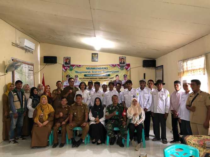 Babinsa Steba Hadiri Musrenbang Kelurahan Sebrang Tembilahan Barat