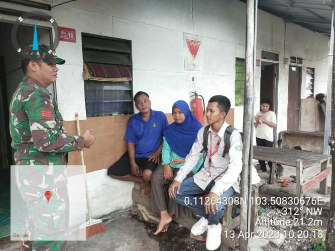 Babinsa Lakukan Pembinaan di Pemukiman Warga