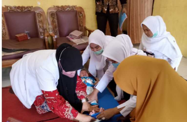 Dinas P2KBP3A Inhil Bekerjasama Dengan Puskesmas Se Kecamatan Batang Tuaka Laksanakan Pantauan Keluarga Beresiko Stunting