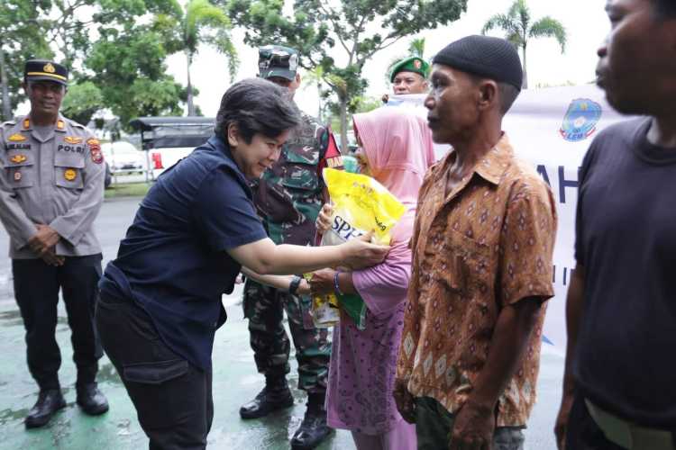 Kodim 0208/Asahan dan PT Inalum Gelar Gerakan Pasar Murah, Bagikan 1.200 Paket Beras dan Minyak Goreng
