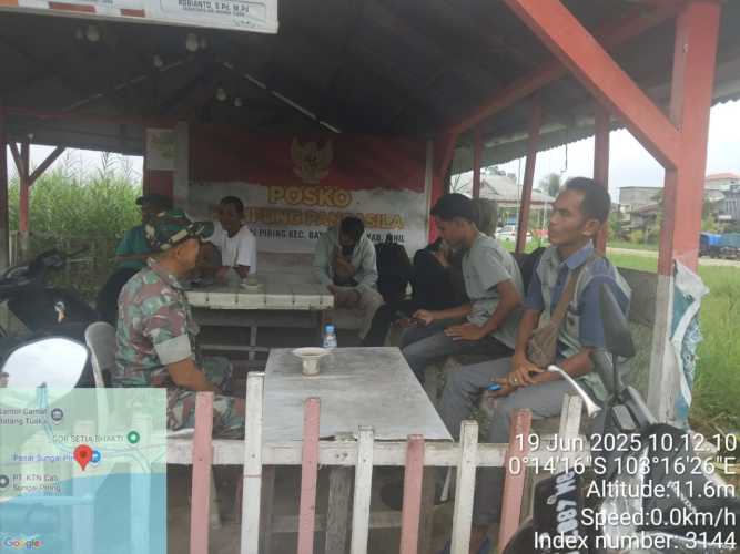 Babinsa Koramil 12/Btk Aktifkan Kampung Pancasila di Sungai Piring