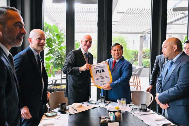 Pertemuan Presiden Prabowo dan Presiden FIFA Tegaskan Komitmen Kolaborasi untuk Sepak Bola Indonesia