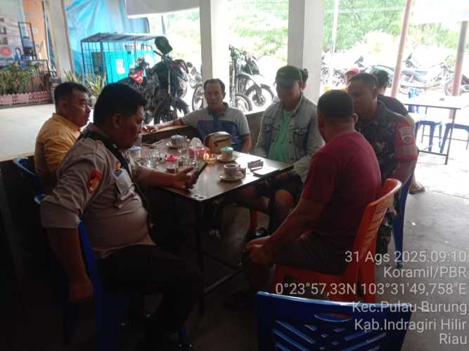 Babinsa Pulau Burung Gelar Minggu Komsos Bahas Situasi Kamtibmas Nasional