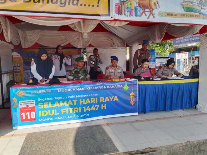 Babinsa Sertu Anton Sigap Amankan Arus Mudik Lebaran 1447 H di Pelabuhan, Keberangkatan Kapal Berjalan Lancar